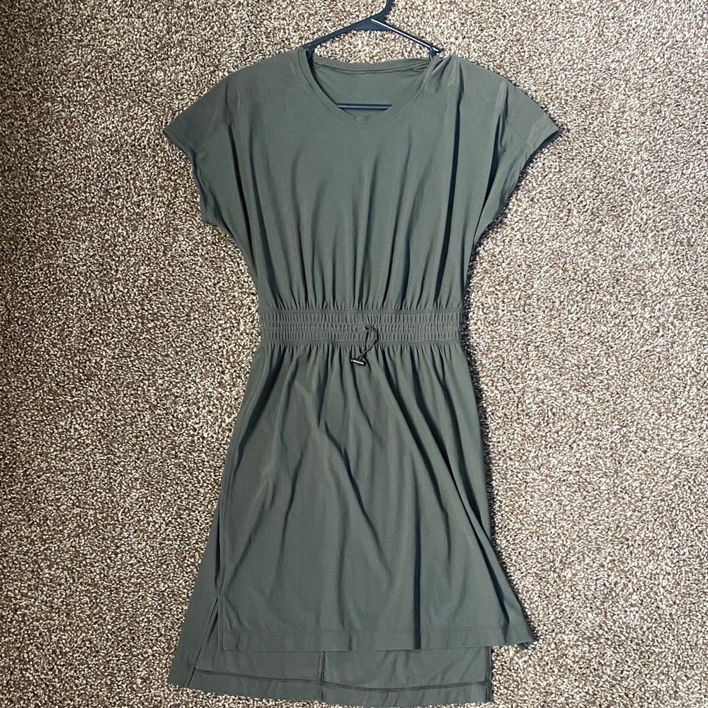 lululemon athletica Olive Green Drawstring Midi Dress